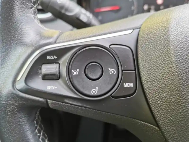 Opel Grandland X edition 1.5 cdti 130 ch bvm6 — photo 17