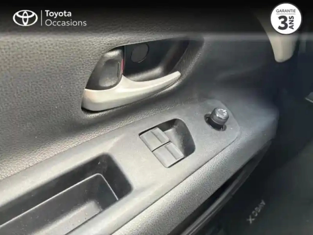 Toyota Aygo X 1.0 vvt-i 72ch dynamic — photo 14
