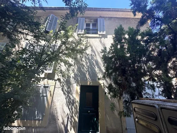 Studio étudiant(e) à louer