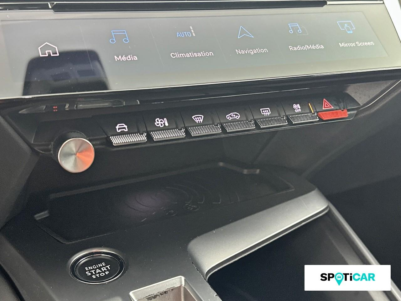 Peugeot 308 nouvelle 308 berline allure pack hybrid 180 e-eat8 — photo 15