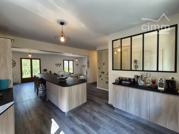 À vendre – Maison familiale entièrement rénovée proche de Chambord