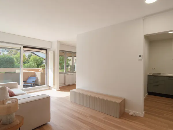 Hendaye Plage Appartement avec terrasse plein sud, en prem