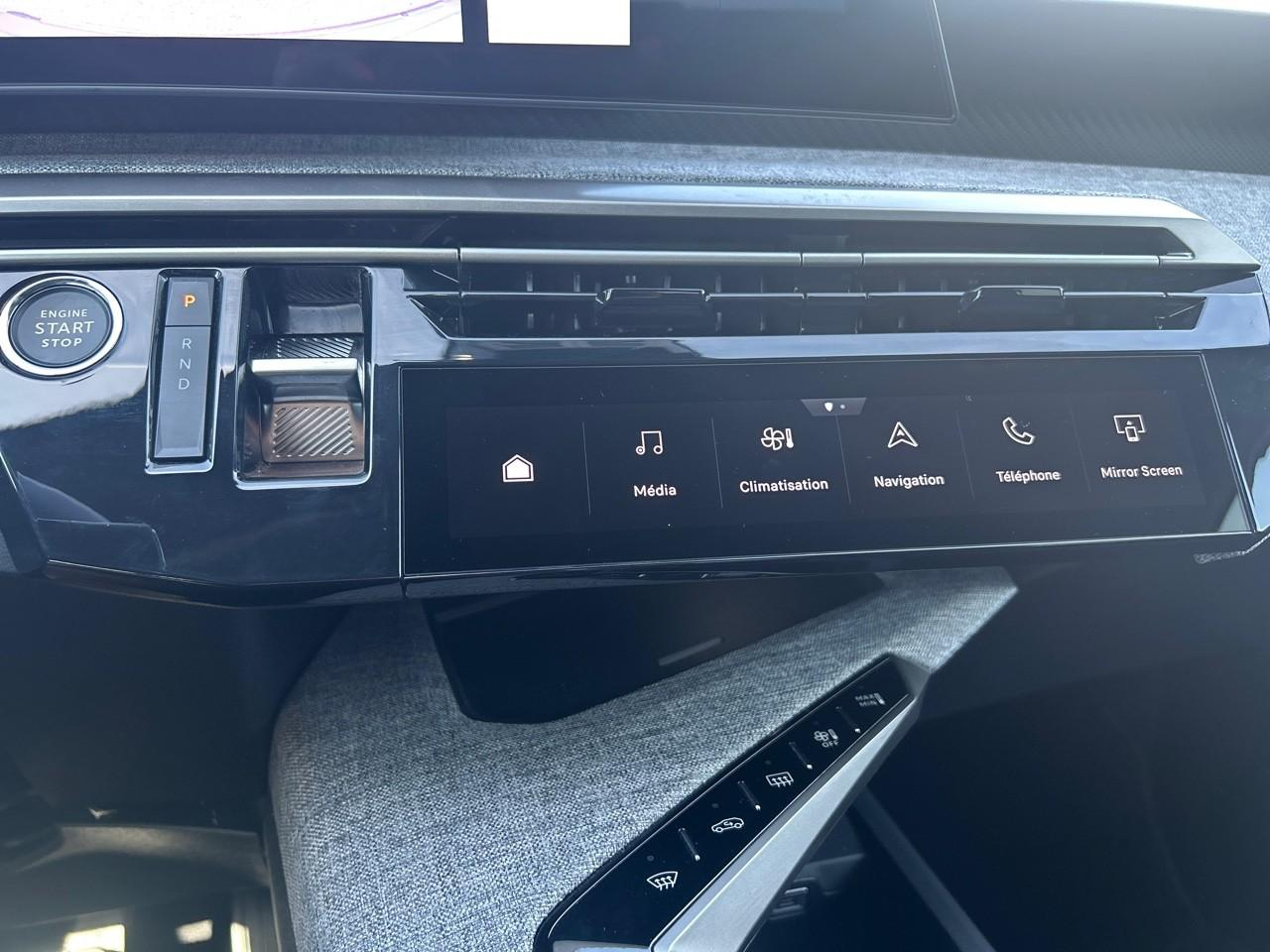 Peugeot 3008 electrique 210ch batterie 73 kwh allure — photo 17