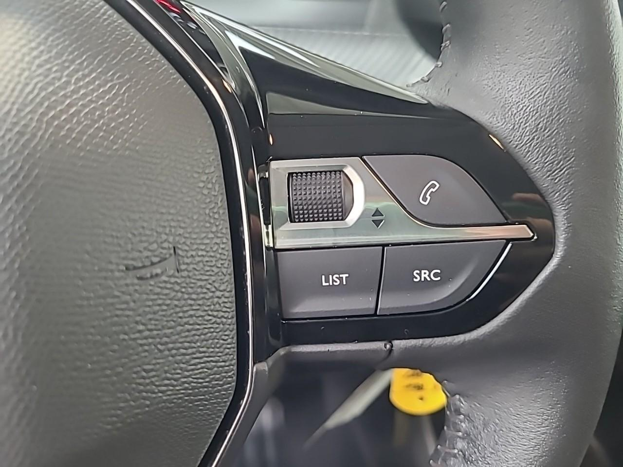 Peugeot 208 puretech 75 s&s bvm5 active pack — photo 20