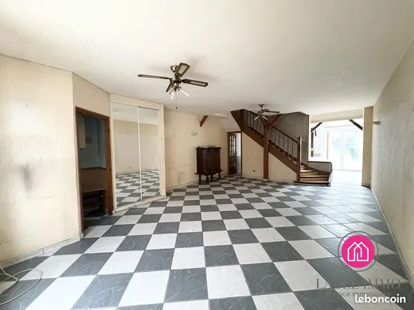 Maison 5 pièces 140 m²