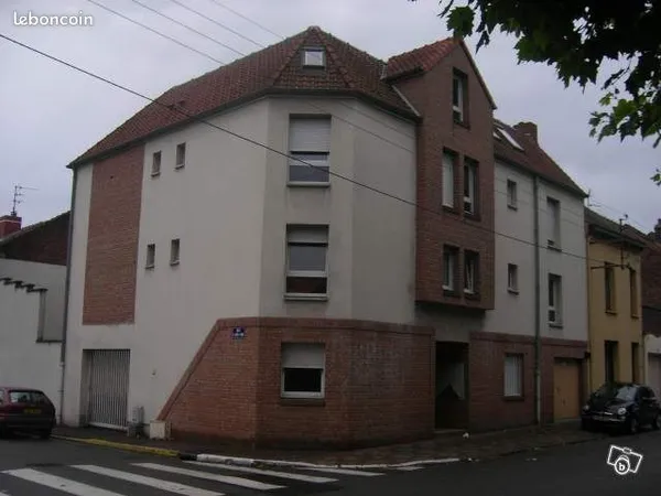 Studio meublé LENS centre petite résidence