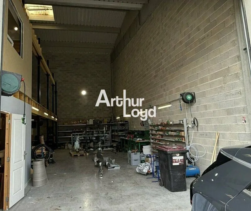 Photo 3
