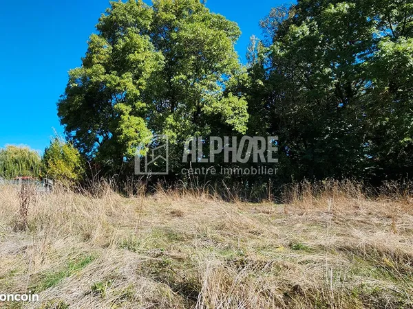 Terrain 350 m² QUILLY
