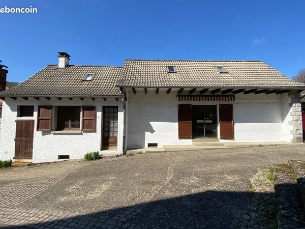 Maison - 4 pièces - 85m²