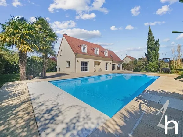 Maison 7 pièces 183 m²