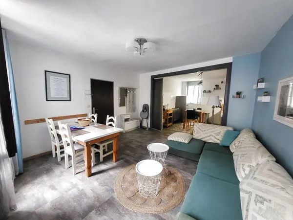 Appartement en rez-de chaussée deux chambres à vendre proche