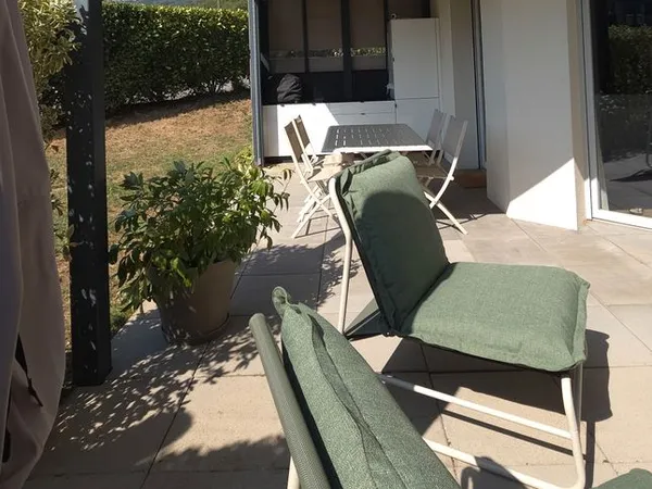 T4 73 m² en rez-de-jardin - Jardin 140 m² + terrasse 30 m²