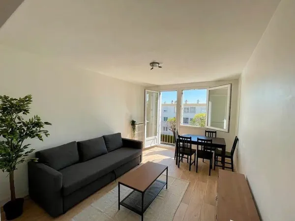 Beau T3 meublé rénové 59m² (colocation possible)