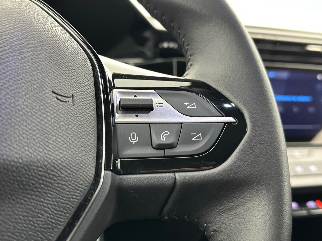 Peugeot 308 sw bluehdi 130ch s&s eat8 allure — photo 19