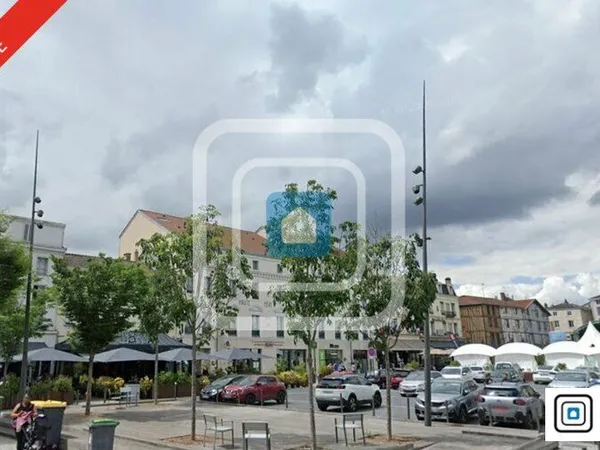 Local commercial 96 m²