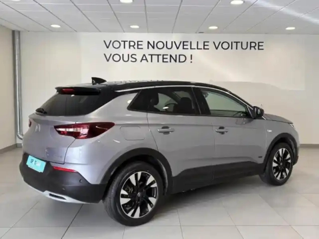 Opel Grandland 1.6 turbo 225ch hybride ultimate — photo 2