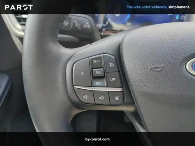 Ford Kuga 2.5 duratec 225ch phev titanium bva — photo 9