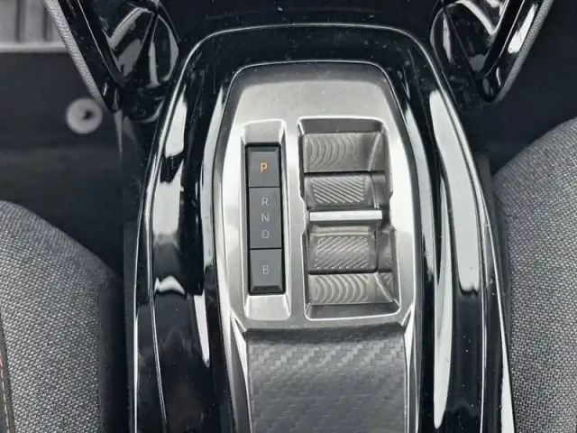 Peugeot 208 electrique 50 kwh 136ch — photo 14