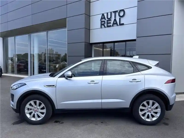 Jaguar E-Pace 2.0 d - 150 ch awd bva — photo 3