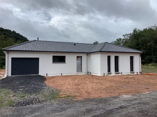 Propriété 5 pièces 83 m²