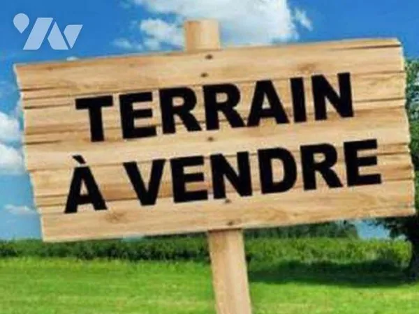 Terrain 623 m²