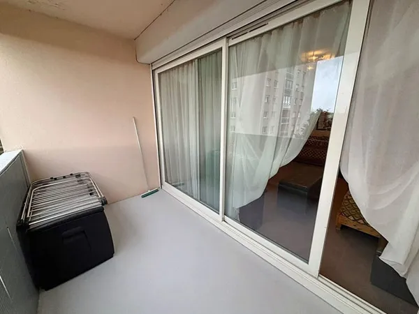 APPARTEMENT T3 LOUE 60 M2 ROANNE