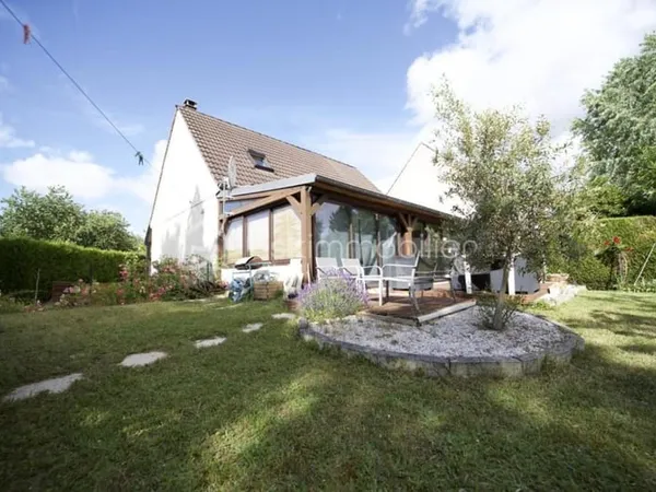 Maison Familliale de 103 m², véranda, jardin - Un cadre de vie idéal