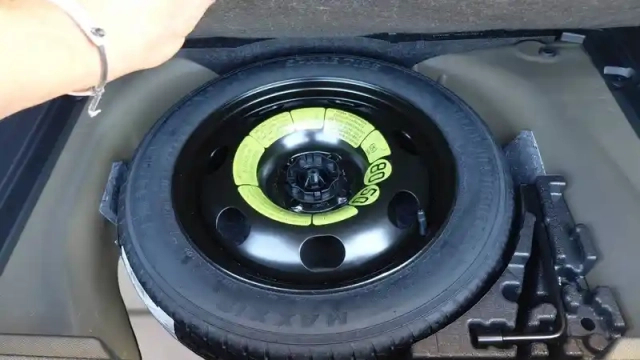 Peugeot 2008 puretech 130 s&amp;s eat8 — photo 6