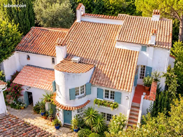 Propriété 10 pièces 330 m²