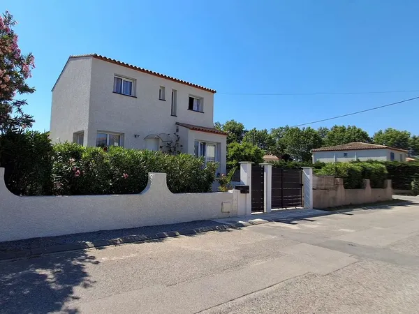villa 2025