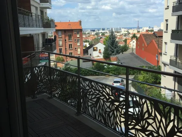 À louer - Appartement 3 pièces de 59 m² avec balcon, parking et vue Tour Eiffel - Châtillon
