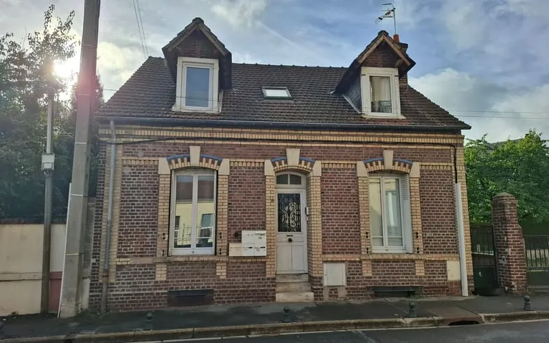 Photo 1