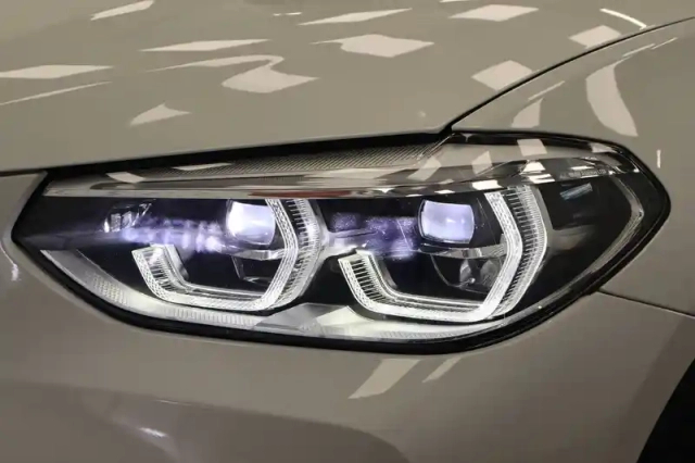 Bmw X3 sdrive18d 150ch bva8 — photo 4