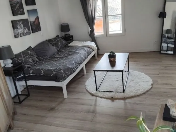 Studio meublé
