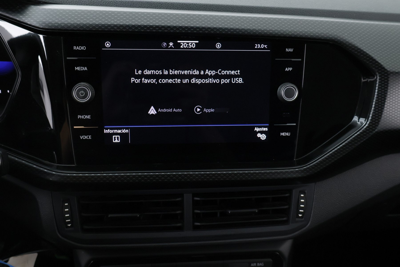 Volkswagen T-Cross — photo 25
