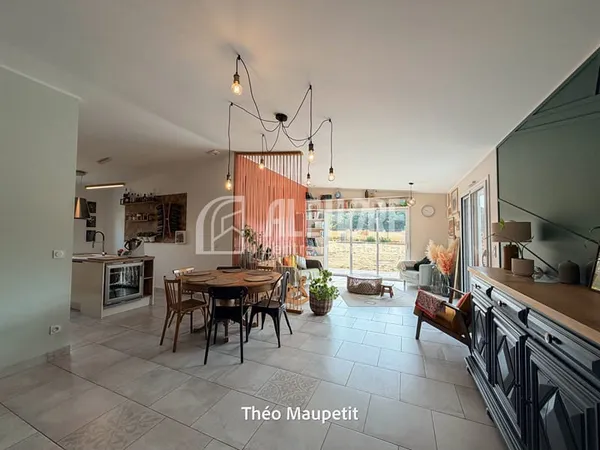 Maison La Roche Sur Yon 5 pièce(s) 131 m2