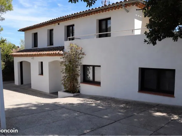 Maison de 125m2 au coeur de la nature - Piscine