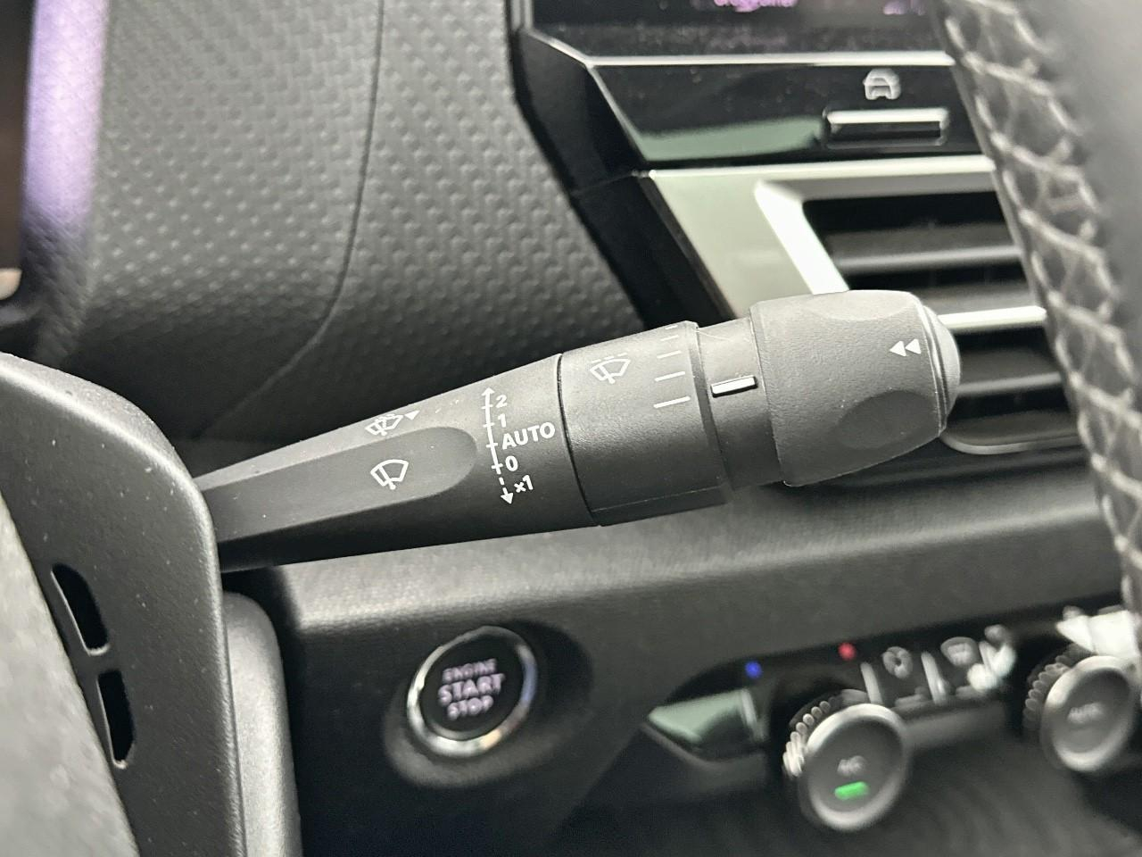 Citroën C4 puretech 130 eat8 max — photo 18