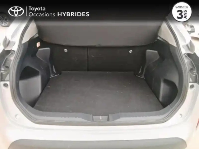 Toyota Yaris cross 116h dynamic mc24 — photo 10