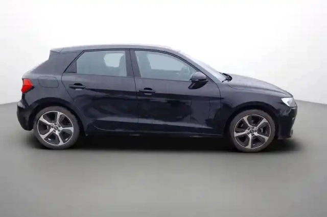 Audi A1 sportback 30 tfsi 110 ch bvm6 — photo 6