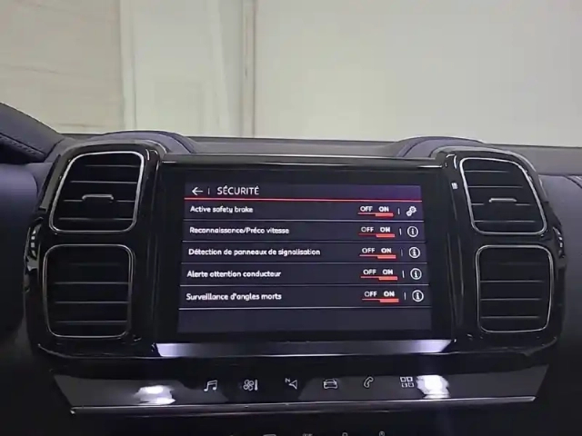Citroën C5 Aircross bluehdi 130 s&amp;s eat8 — photo 22