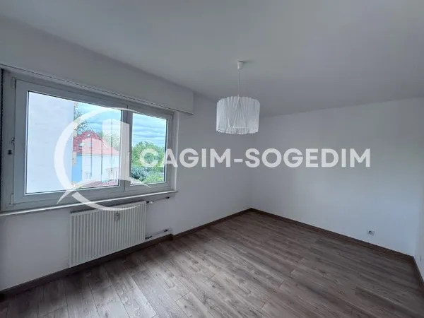 St Louis, Appartement F3 de 64.17 m2 avec balcon