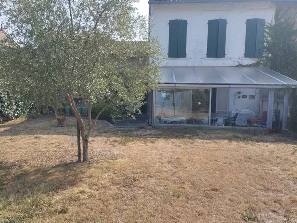 Maison 7 pièces 150 m²