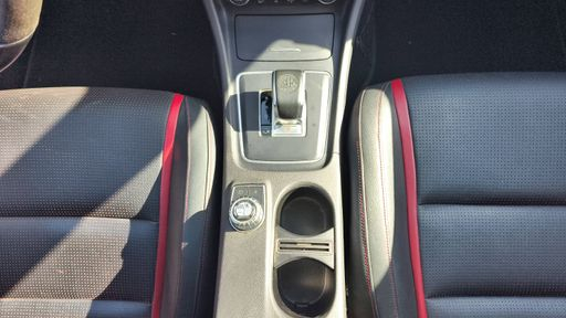 Mercedes Classe A 45 AMG 360 4Matic 7G-Tronic - AMG – 2015 – 83594 km – Essence – Boîte Automatique — photo 35