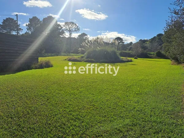 Terrain 4023 m²