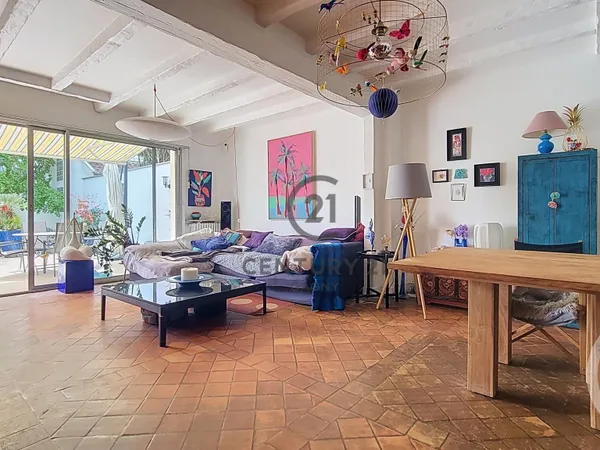 Maison 6 pièces 161 m²