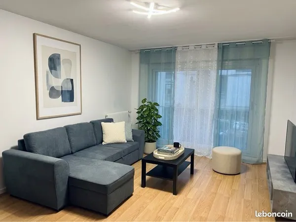 Chambre disponible en colocation 460 Cc