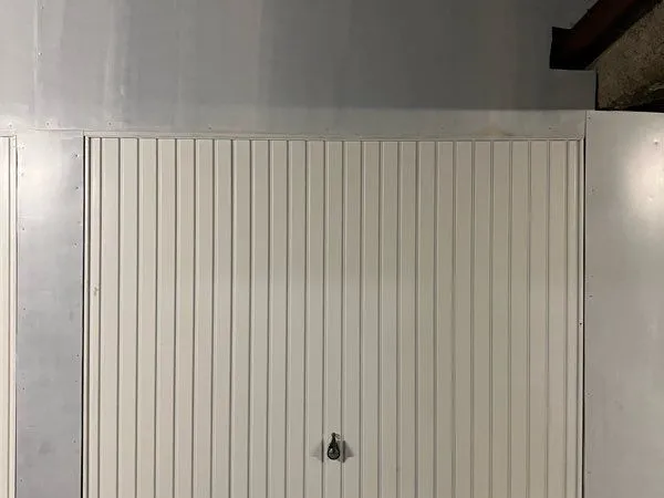 Box fermé à louer - emplacement idéal à créteil