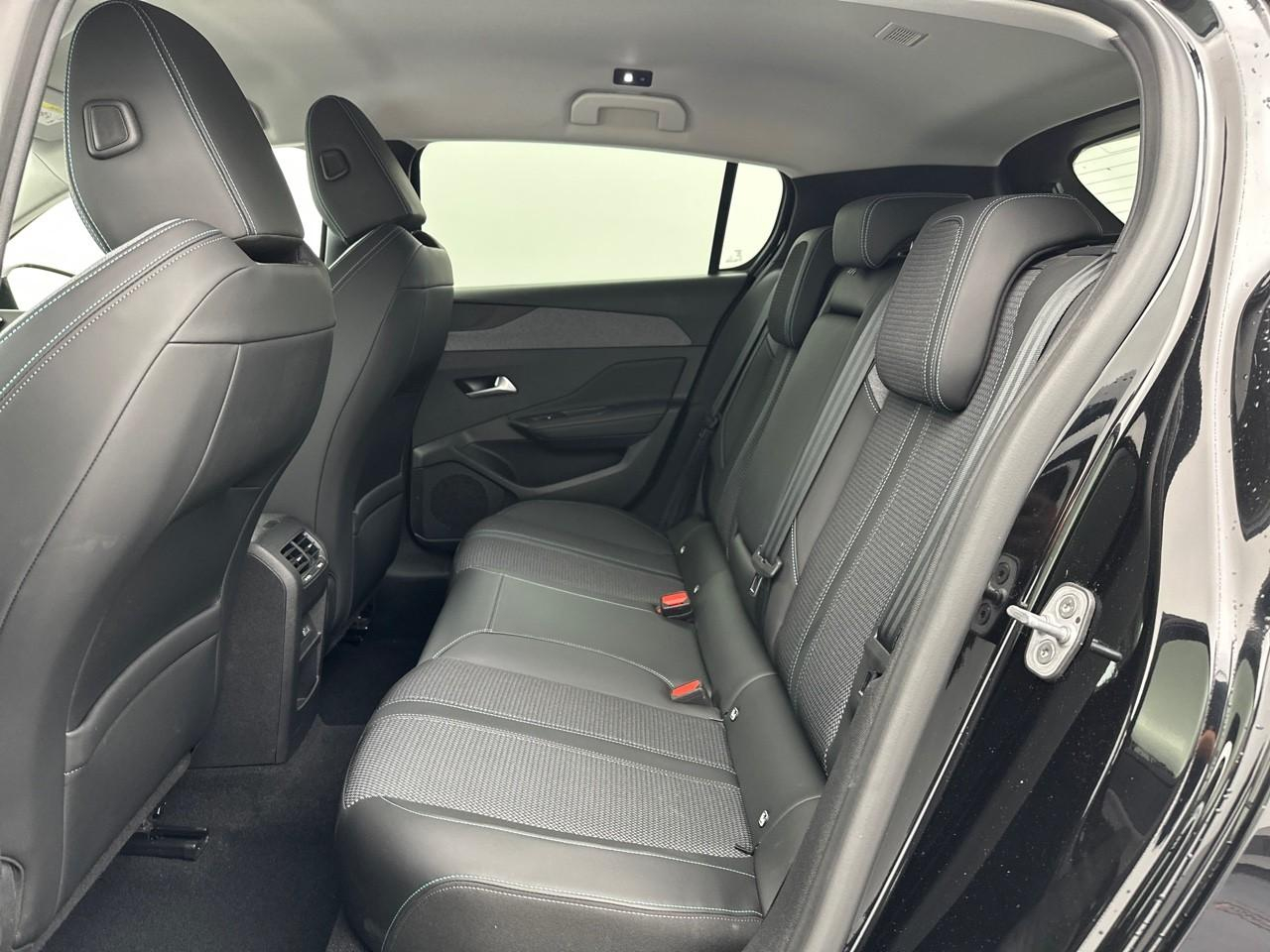 Peugeot 308 bluehdi 130ch s&s bvm6 allure pack — photo 12