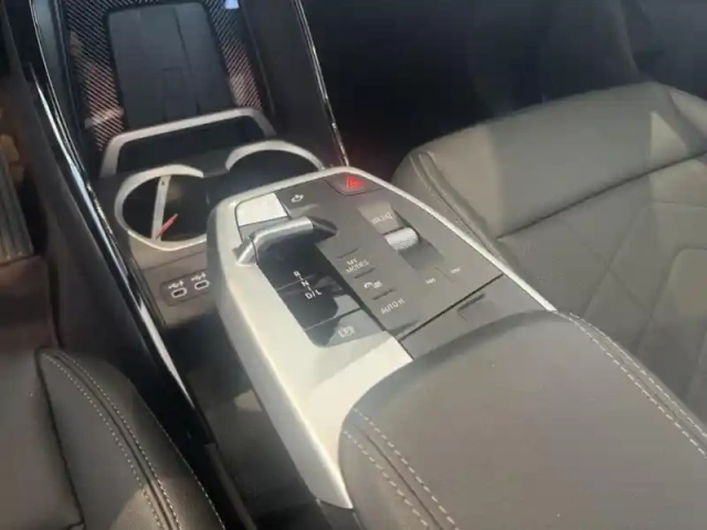 Bmw X1 sdrive18i 136ch xline — photo 15